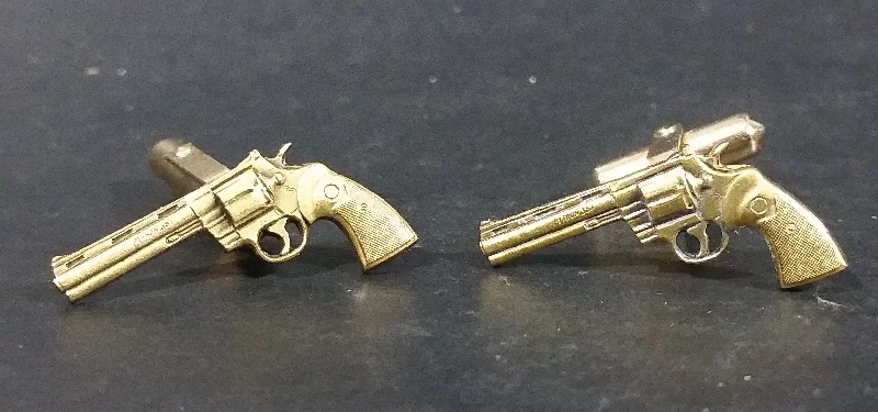 Cufflinks with celestial motifs for a cosmic and mystical fashion statement-Vintage Collectible Colt Python 357 Gold Gun Cufflinks