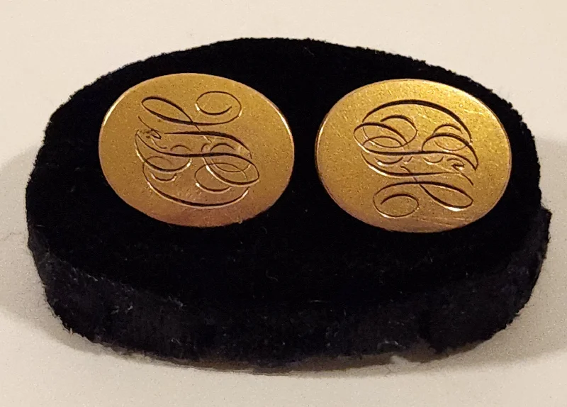 Best cufflinks with onyx inlays for a sleek, elegant and timeless appearance-Antique 1920s Engraved Signed Gold Cufflinks