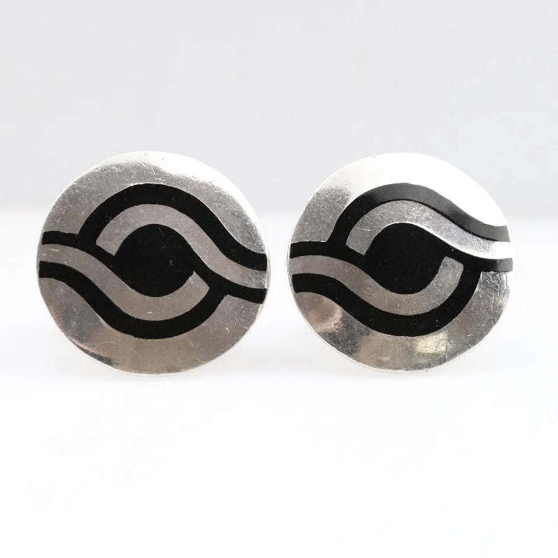 Best cufflinks with polished stainless steel for a sleek and modern look-Vintage Margot de Taxco Mexican Jewelry | Round Modernist Black Enamel Cufflinks