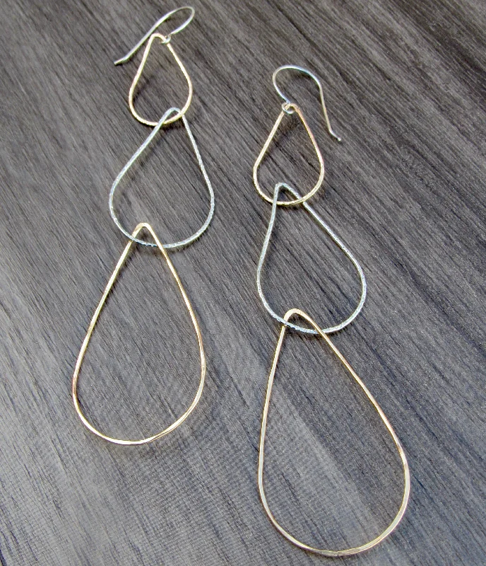 Hoop earrings with hearts for a sweet and romantic gesture-Geometric Chandelier Earrings