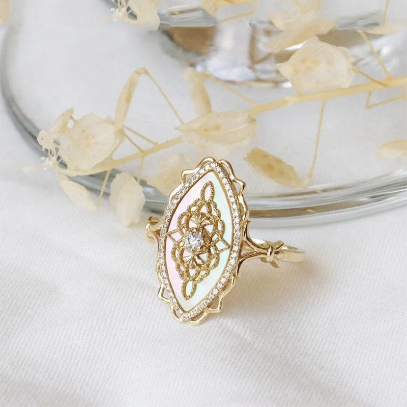 Natural Shell Zircon Ring