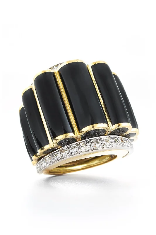 Rings with peacock ore for iridescent glow -Black Enamel Scallop Ring