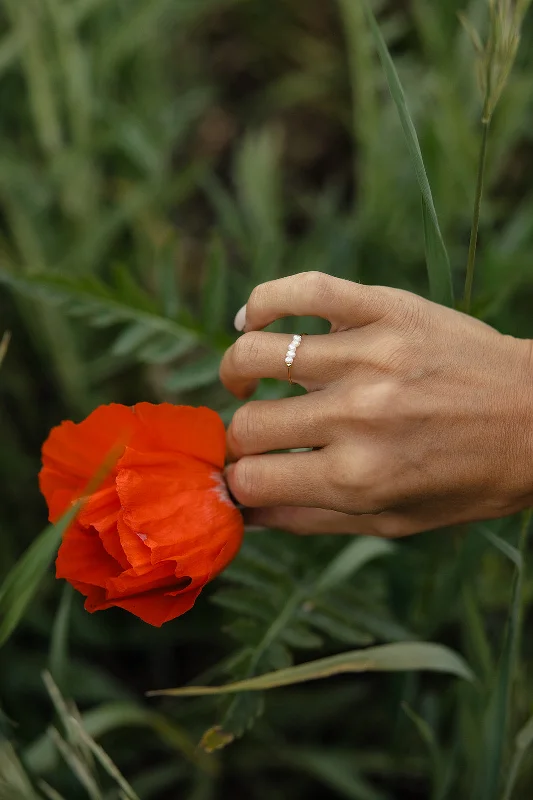 Rings with knot motifs for symbolic love -Malia Pearl Ring