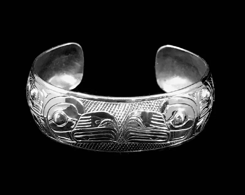 Sleek bangle bracelets with modern metallic finishes for a polished, chic design-Bracelet - L. Chilton; Silver, Eagle, 3/4"