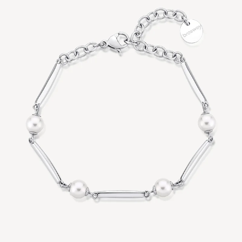 Stylish bangle bracelets with gemstone accents for a chic and modern look-Pearl and Bar Link Bracelet in Stainless Steel